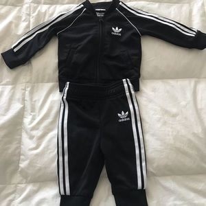 Adidas infant tracksuit Blk 3-6m